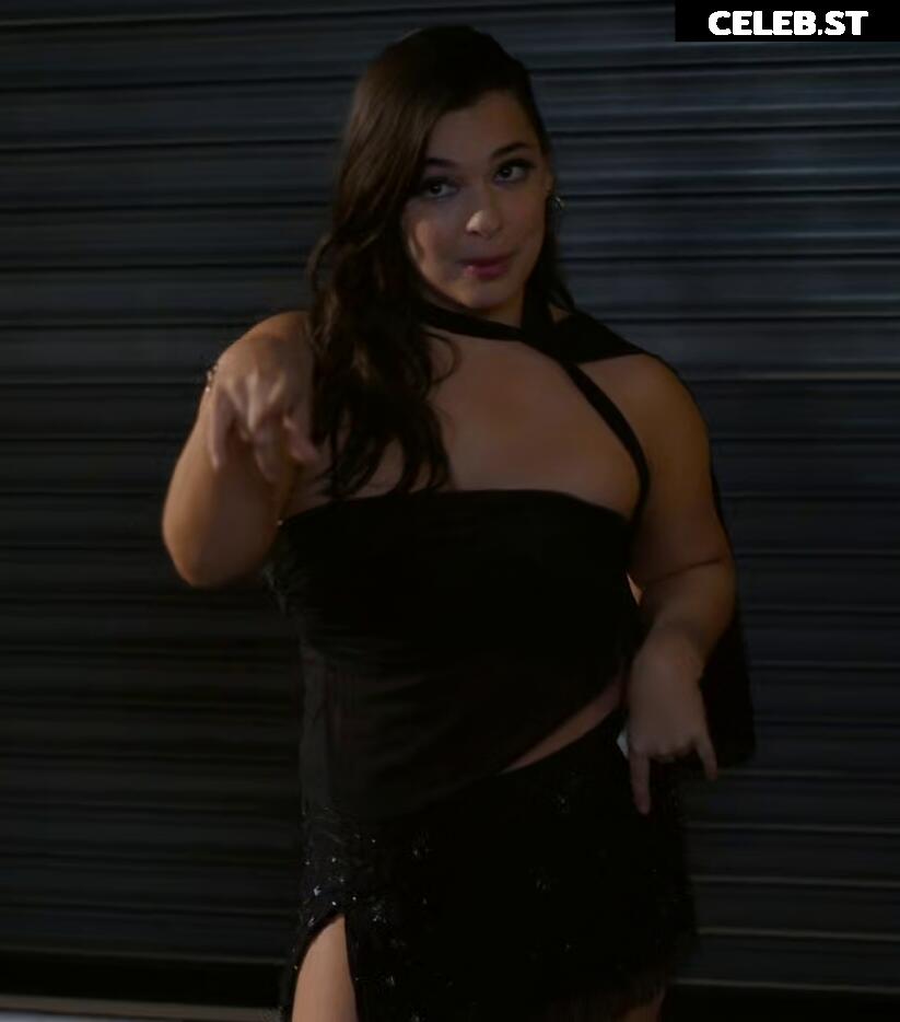 Isabella Gomez Image 23442653