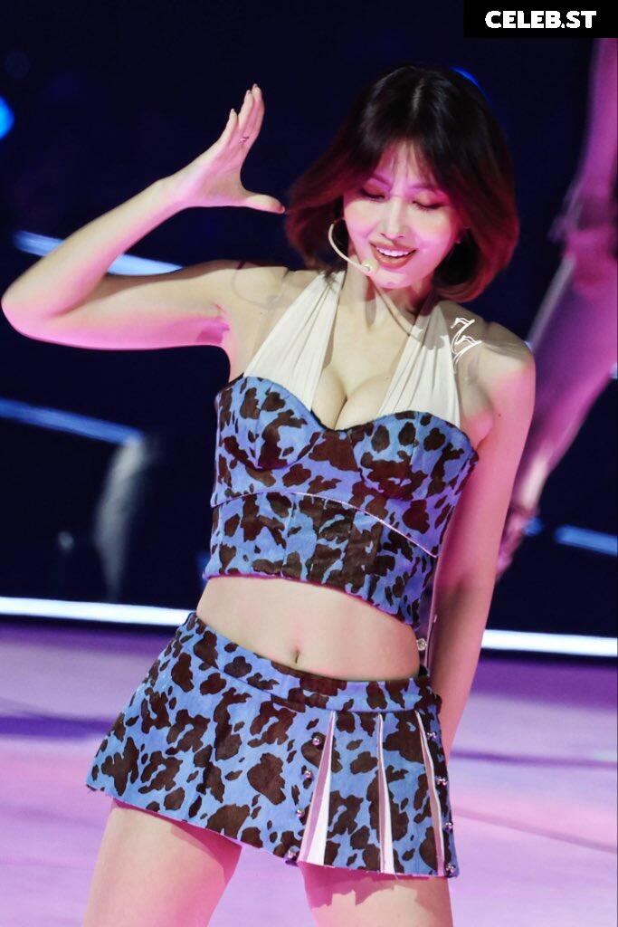 Hirai Momo | TWICE Image 23418589