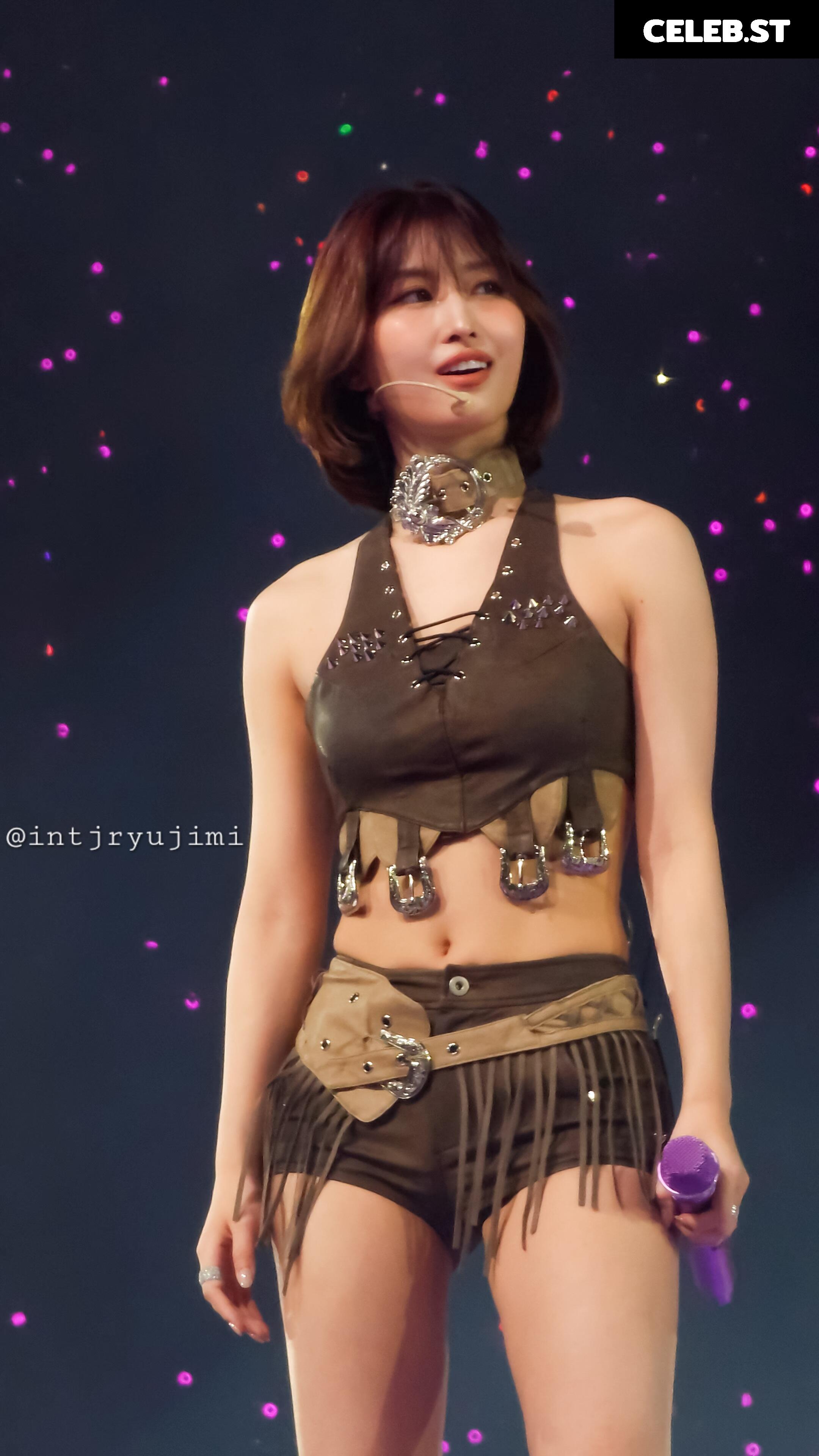 Hirai Momo | TWICE Image 23418601