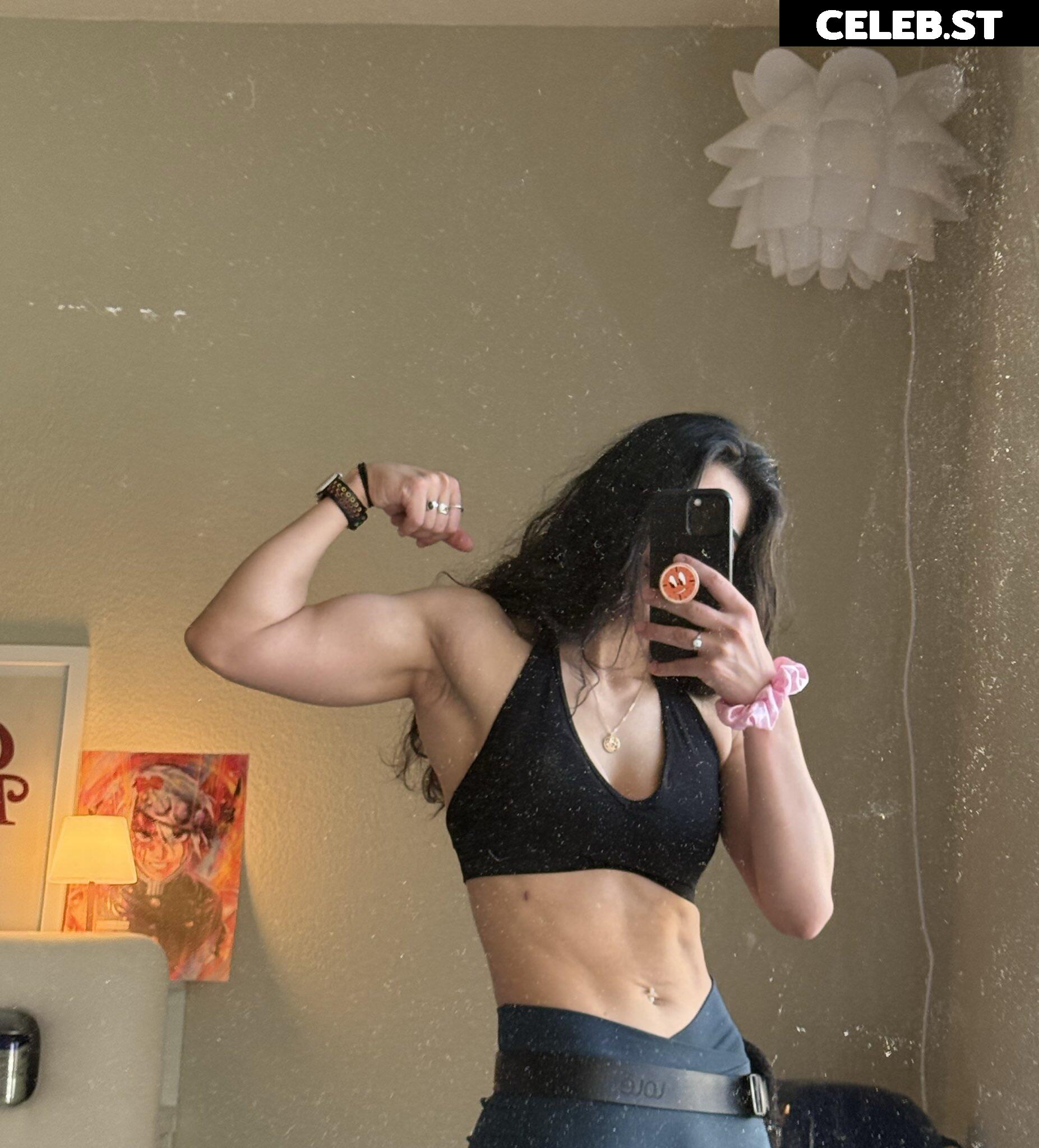 Naila Iqbal / alienalianz / NylaWHO / NylaWHO1 Image 23415035