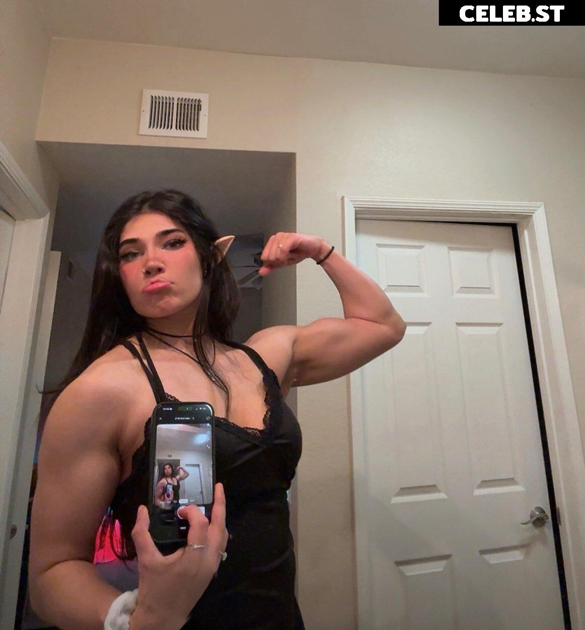 Naila Iqbal / alienalianz / NylaWHO / NylaWHO1 Image 23415067