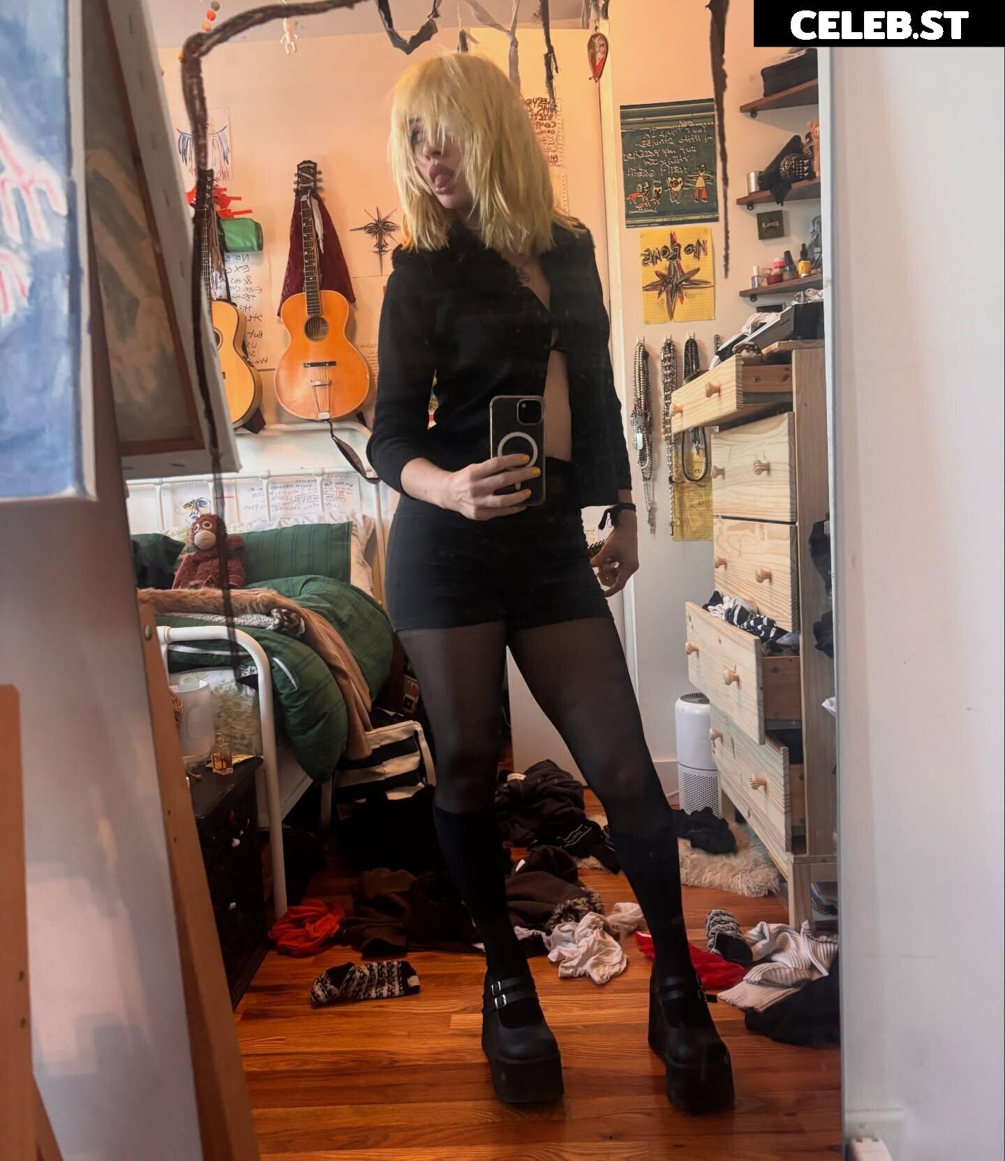 wormsheriff / Olivia O Image 23414819