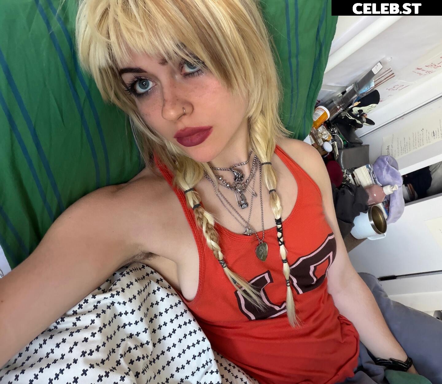 wormsheriff / Olivia O Image 23414853