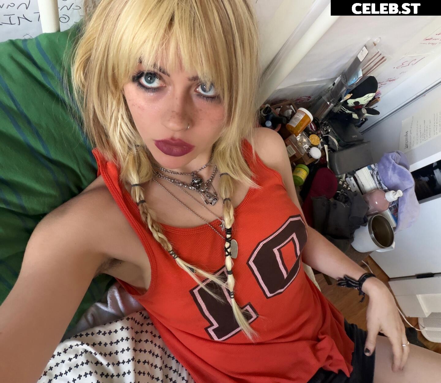 wormsheriff / Olivia O Image 23414852