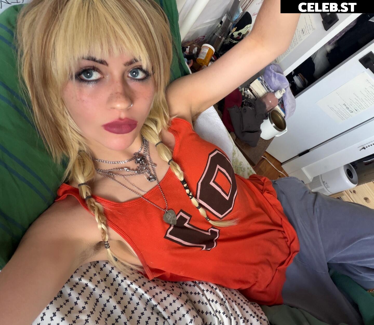 wormsheriff / Olivia O Image 23414848