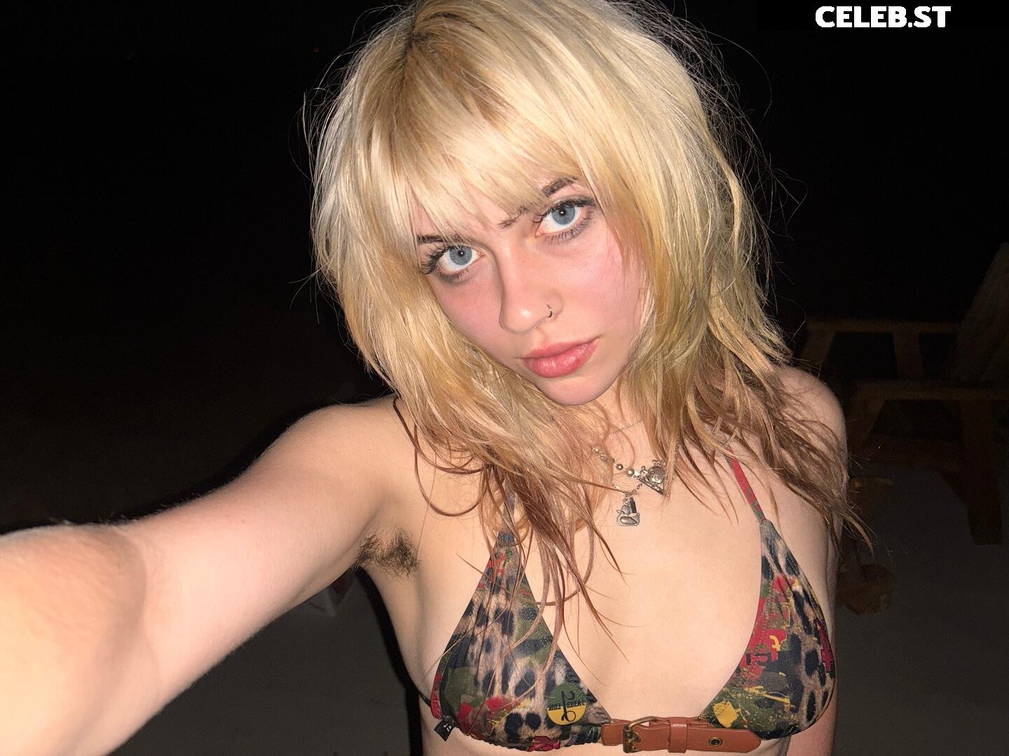 wormsheriff / Olivia O Image 23414792