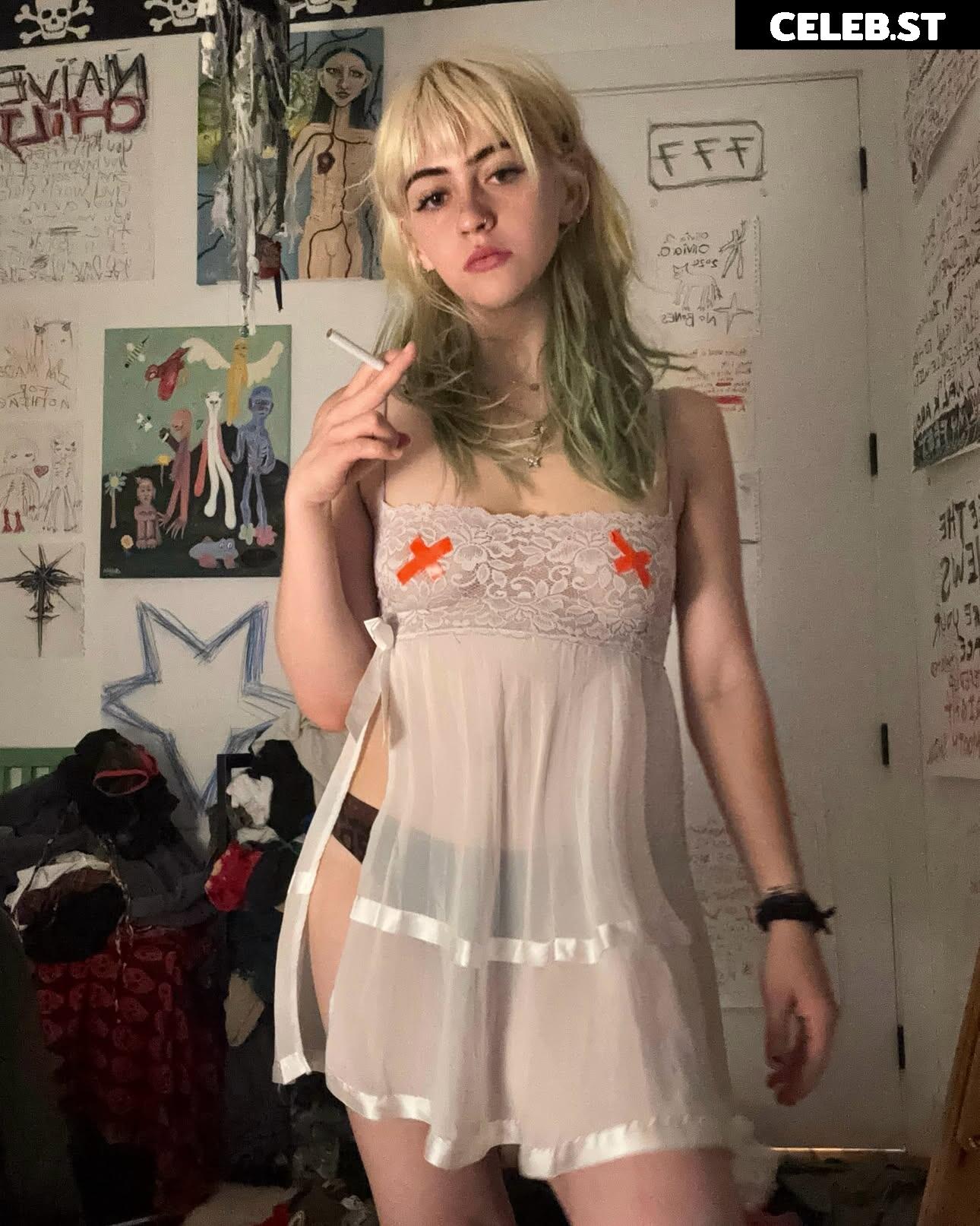wormsheriff / Olivia O Image 23414782