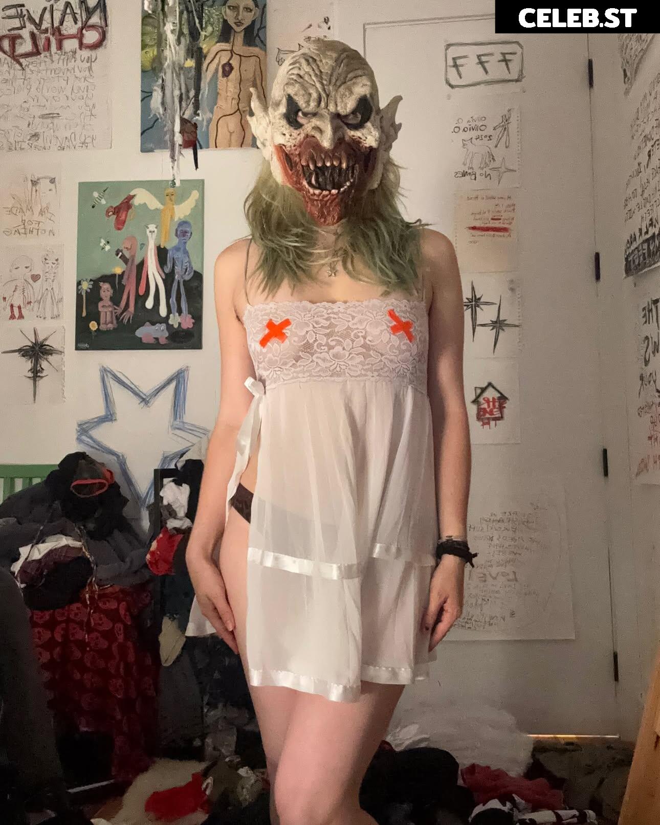 wormsheriff / Olivia O Image 23414781