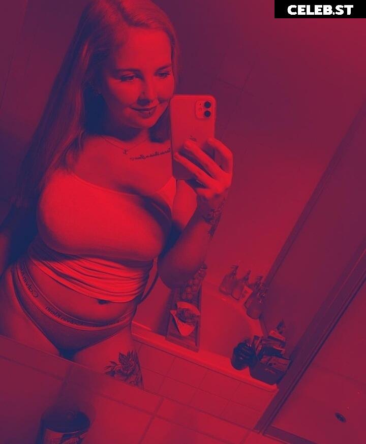 ThisIsEmmi Image 2341196