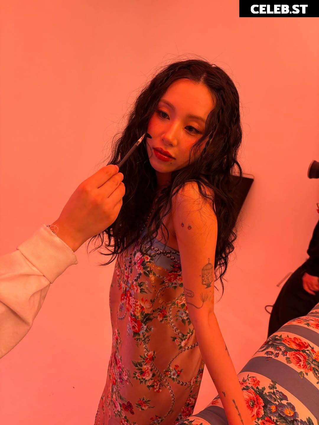 Chaeyoung (TWICE) Image 23419803