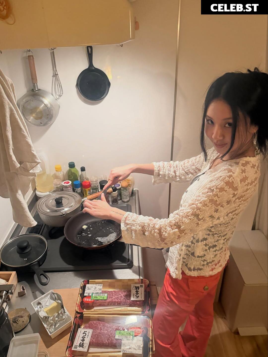 Chaeyoung (TWICE) Image 23419807