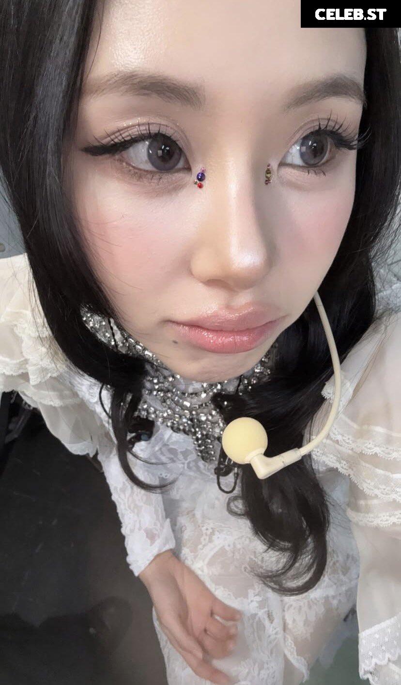 Chaeyoung (TWICE) Image 23419705