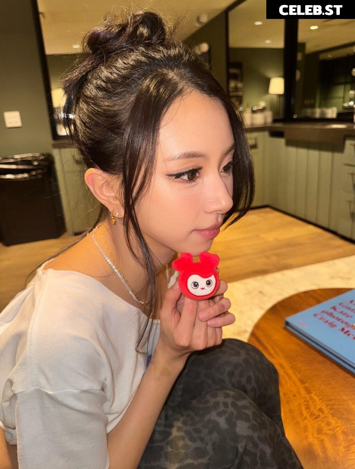 Chaeyoung (TWICE) Image 23419704