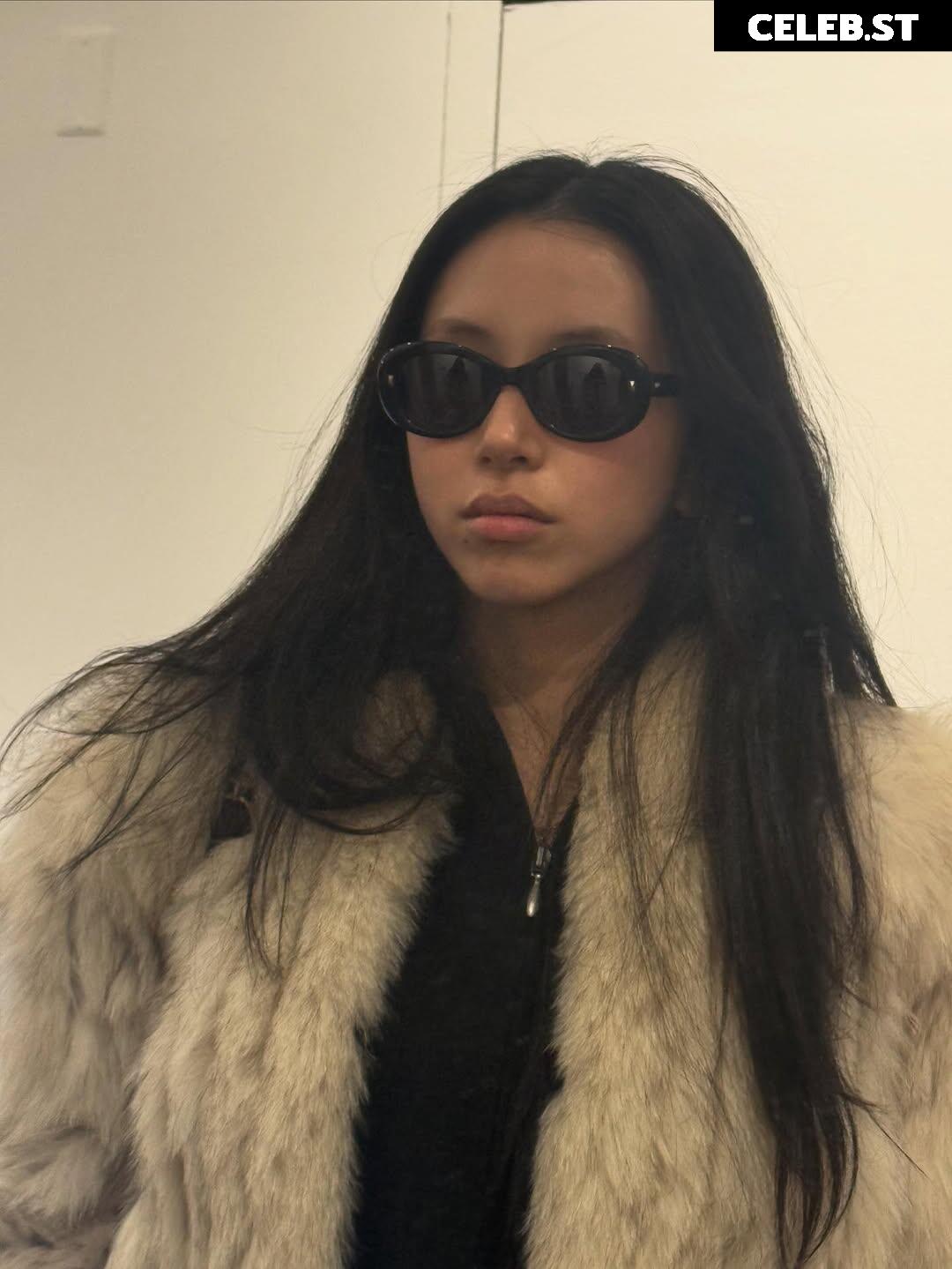 Chaeyoung (TWICE) Image 23419745
