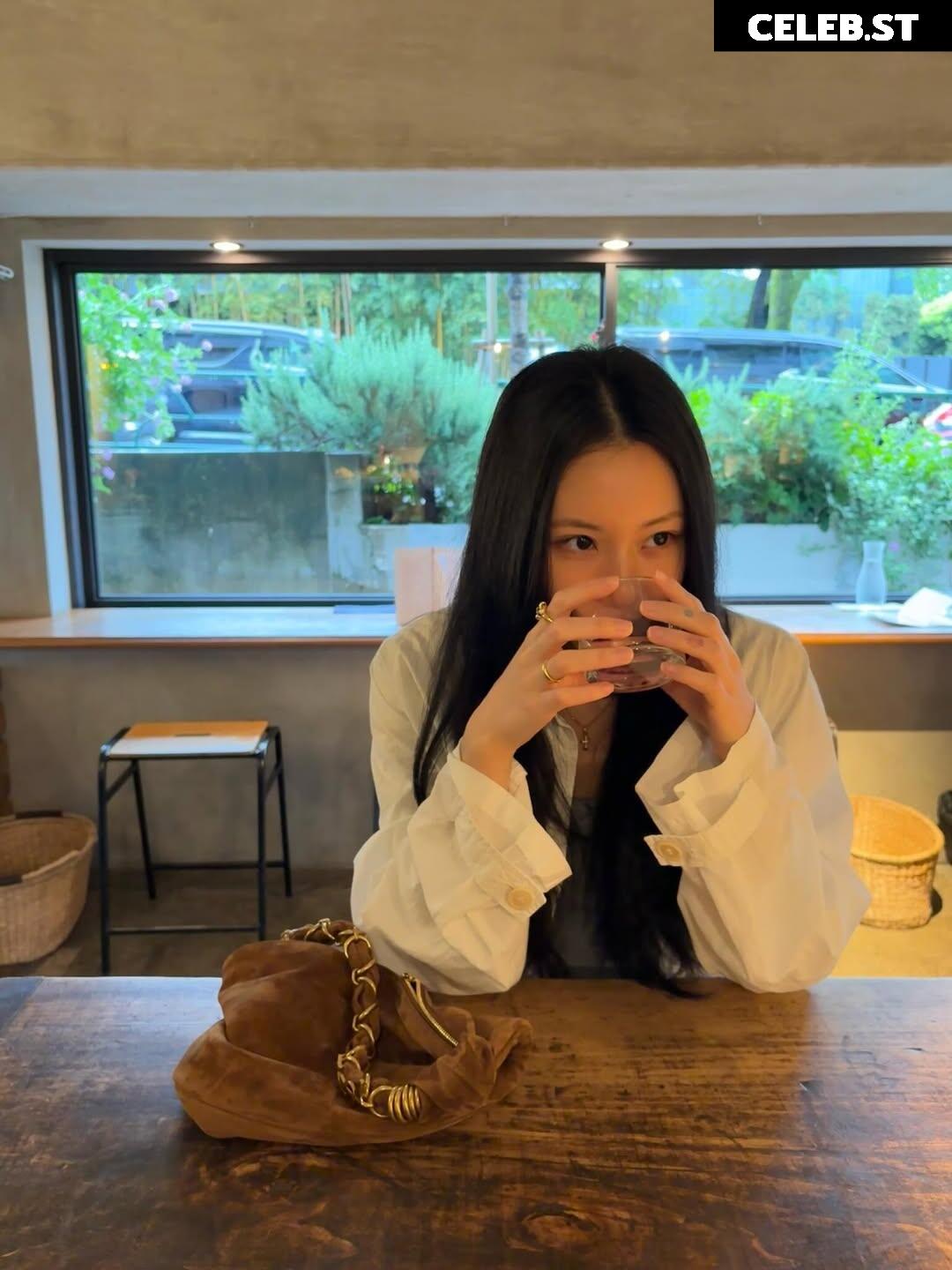 Chaeyoung (TWICE) Image 23419778