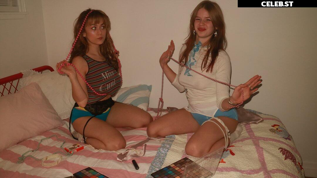 Ella Ballentine Image 23419016