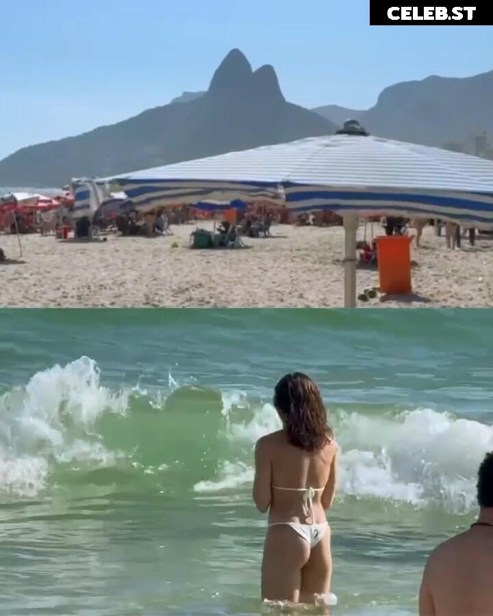 Valentina Bandeira Image 23421273
