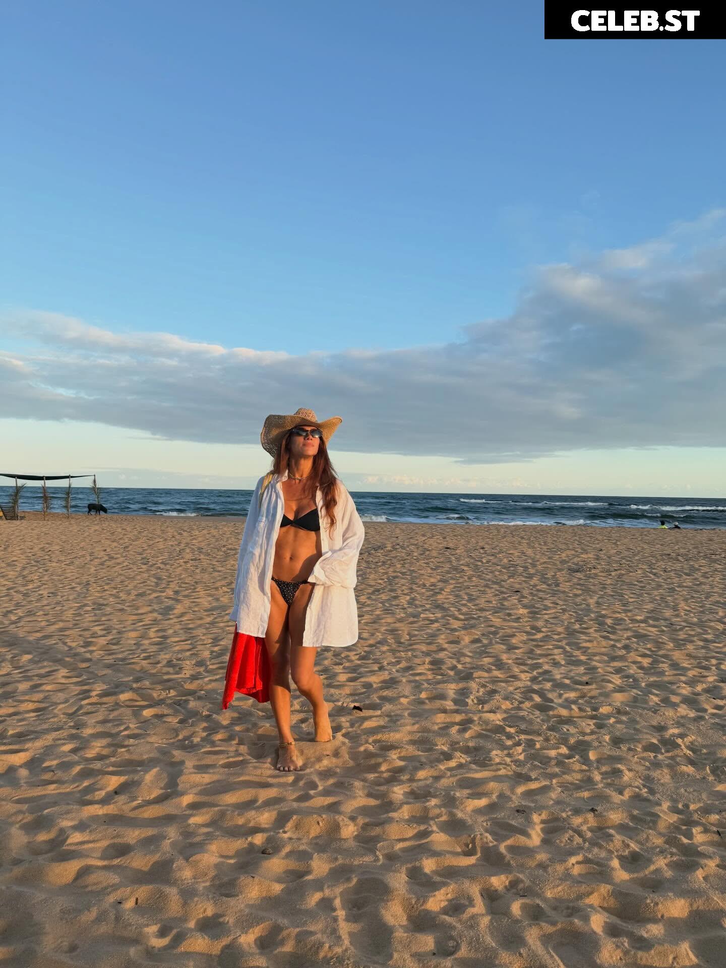 Giovanna Ewbank Image 23422451