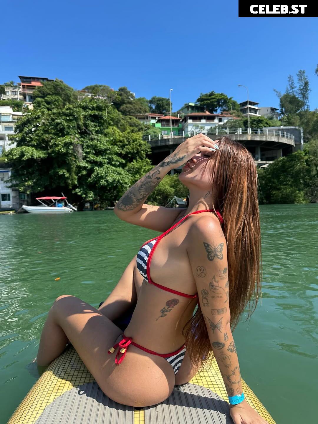 Lara Silva Image 23422254