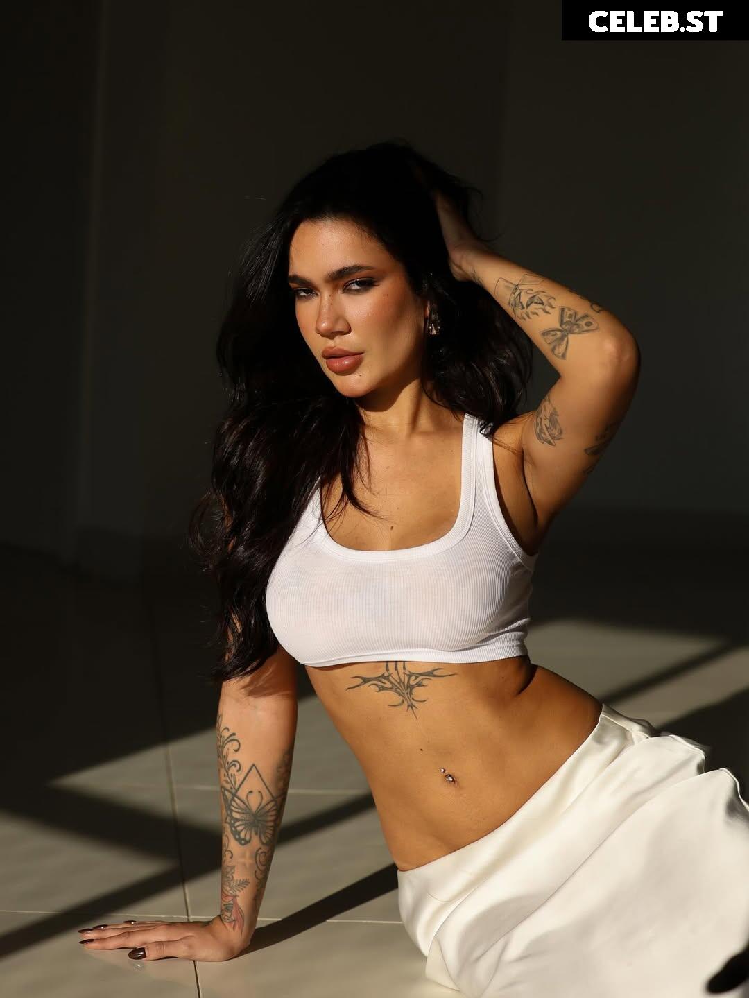 Lara Silva Image 23422240