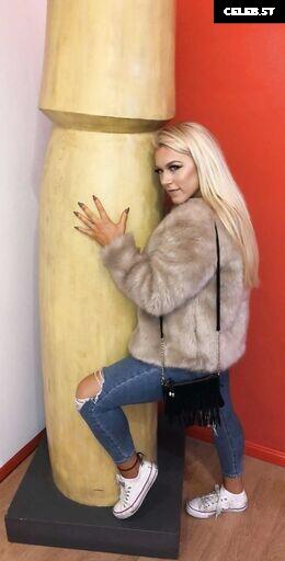 Elle Brooke Image 2343739