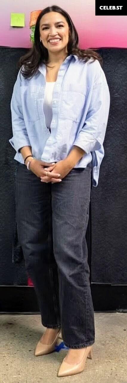 Alexandria Ocasio-Cortez / AOC Image 23408992