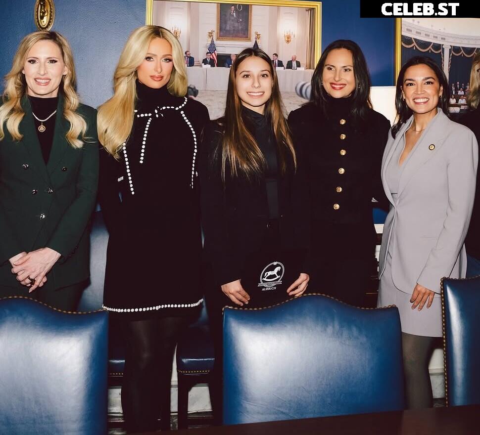 Alexandria Ocasio-Cortez / AOC Image 23408995