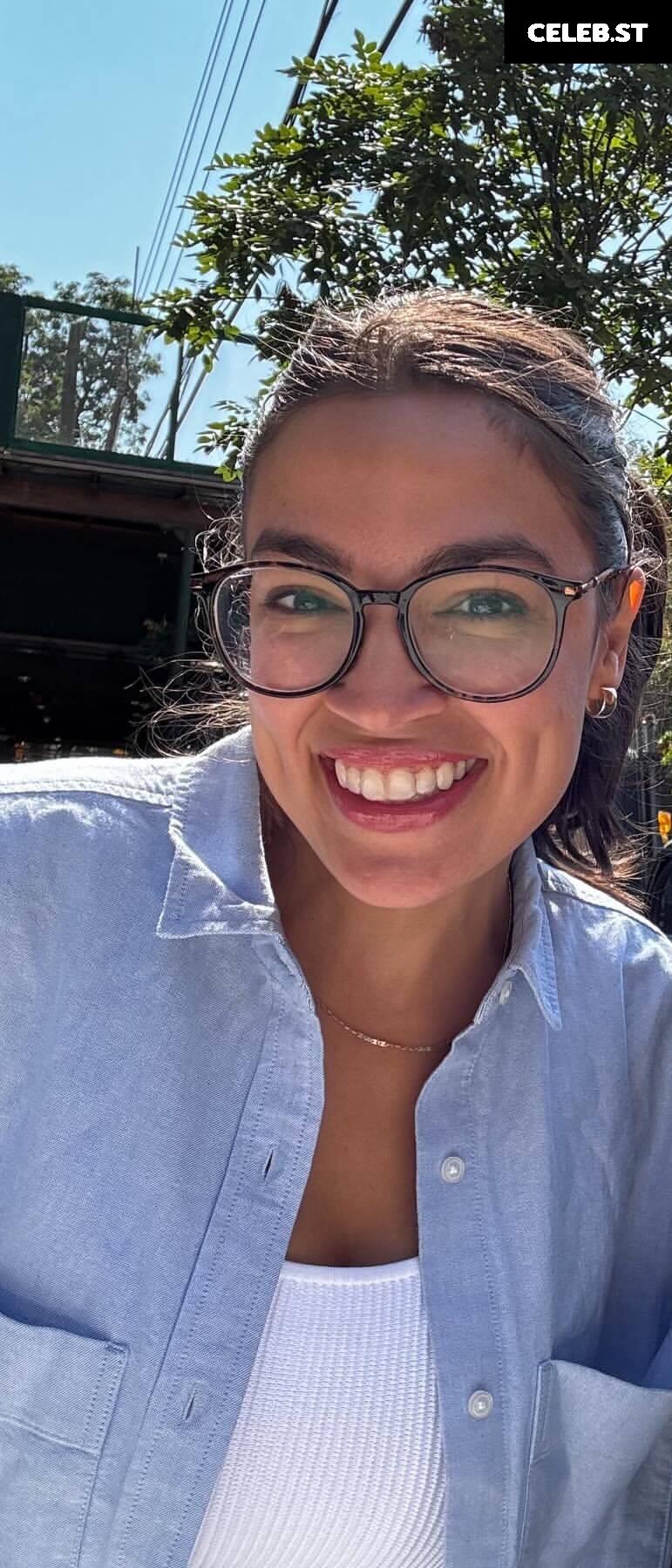 Alexandria Ocasio-Cortez / AOC Image 23408999