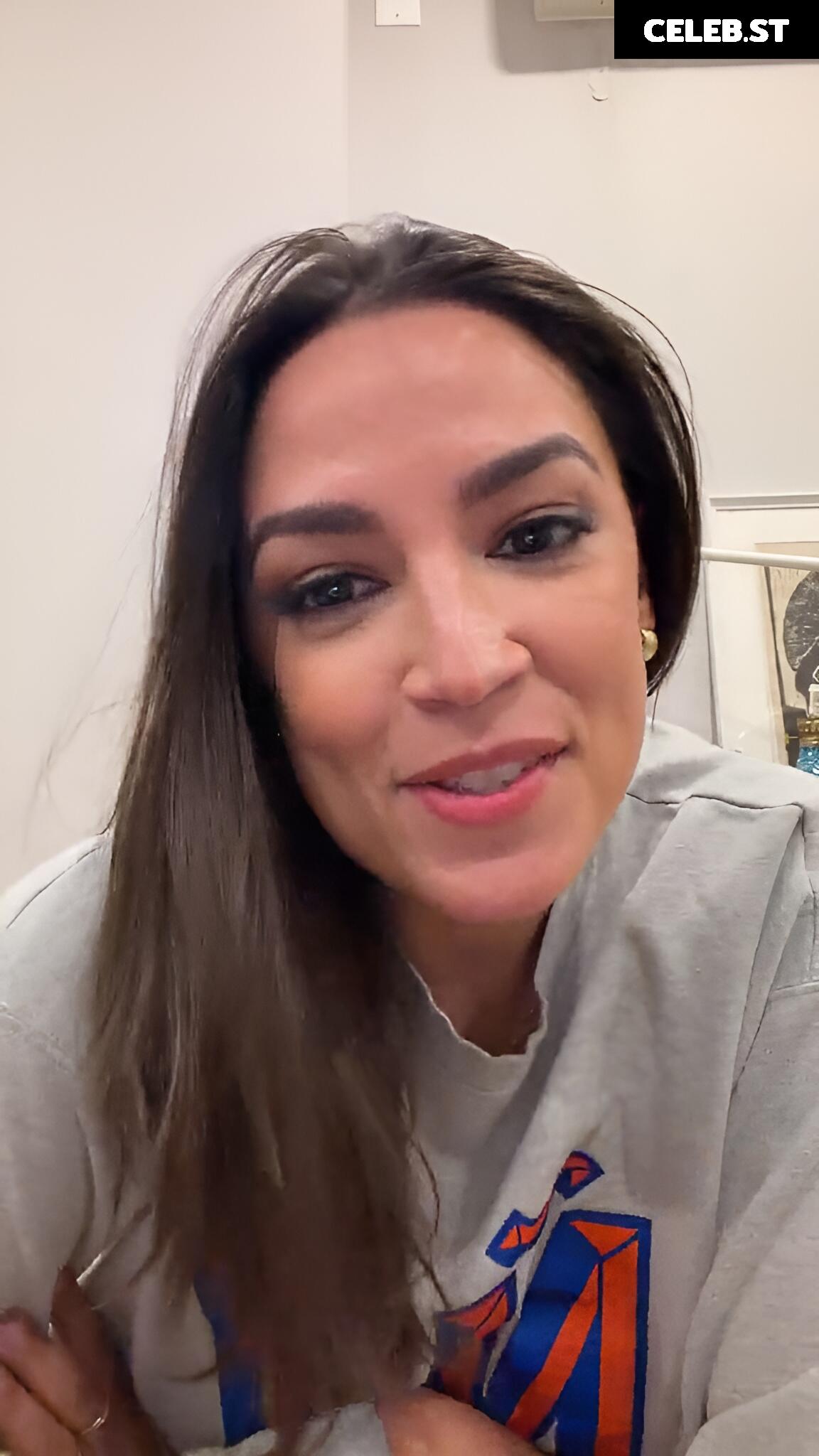 Alexandria Ocasio-Cortez / AOC Image 23408955
