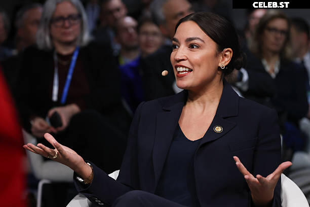 Alexandria Ocasio-Cortez / AOC Image 23409186