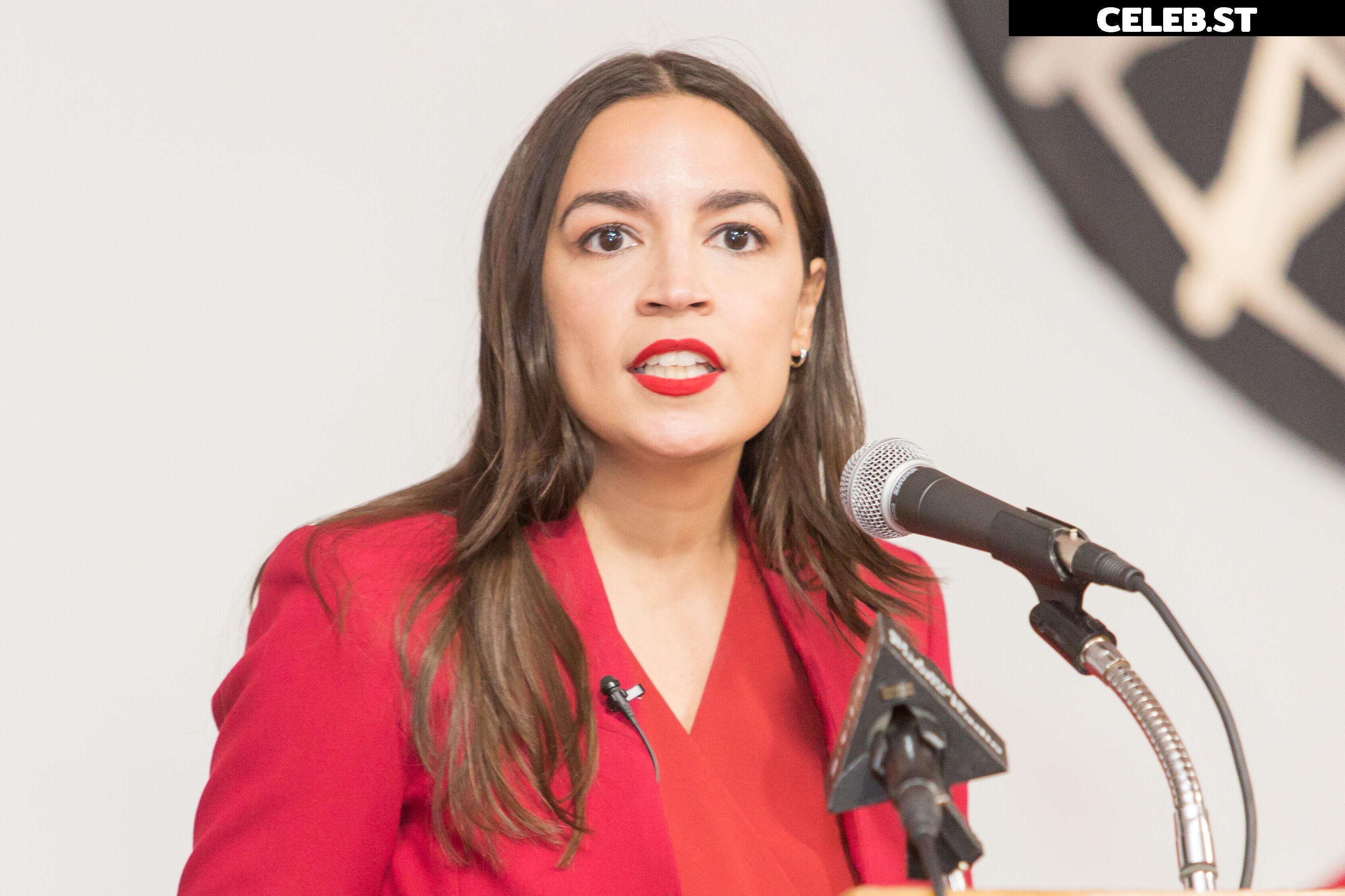 Alexandria Ocasio-Cortez / AOC Image 23409125