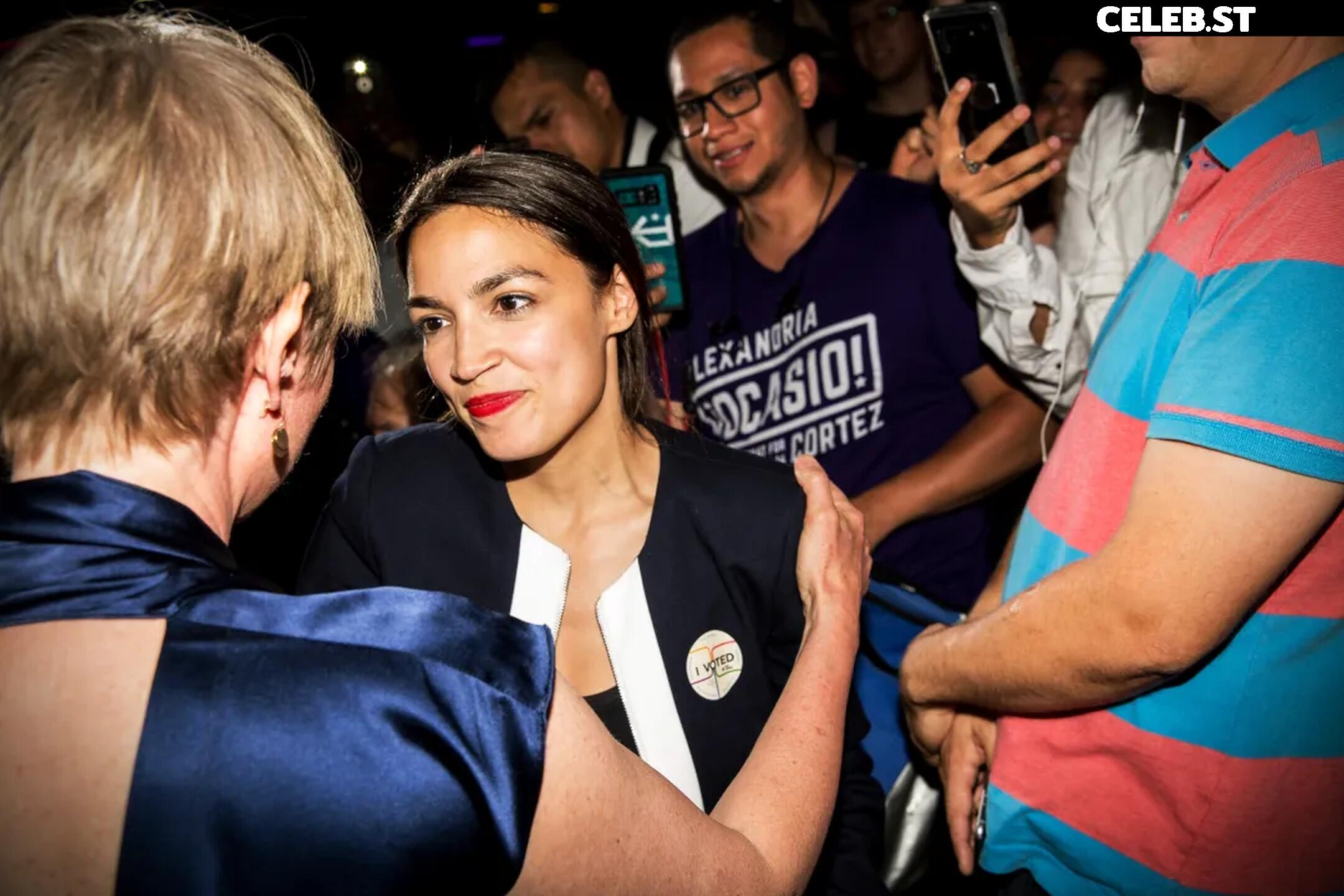 Alexandria Ocasio-Cortez / AOC Image 23409110