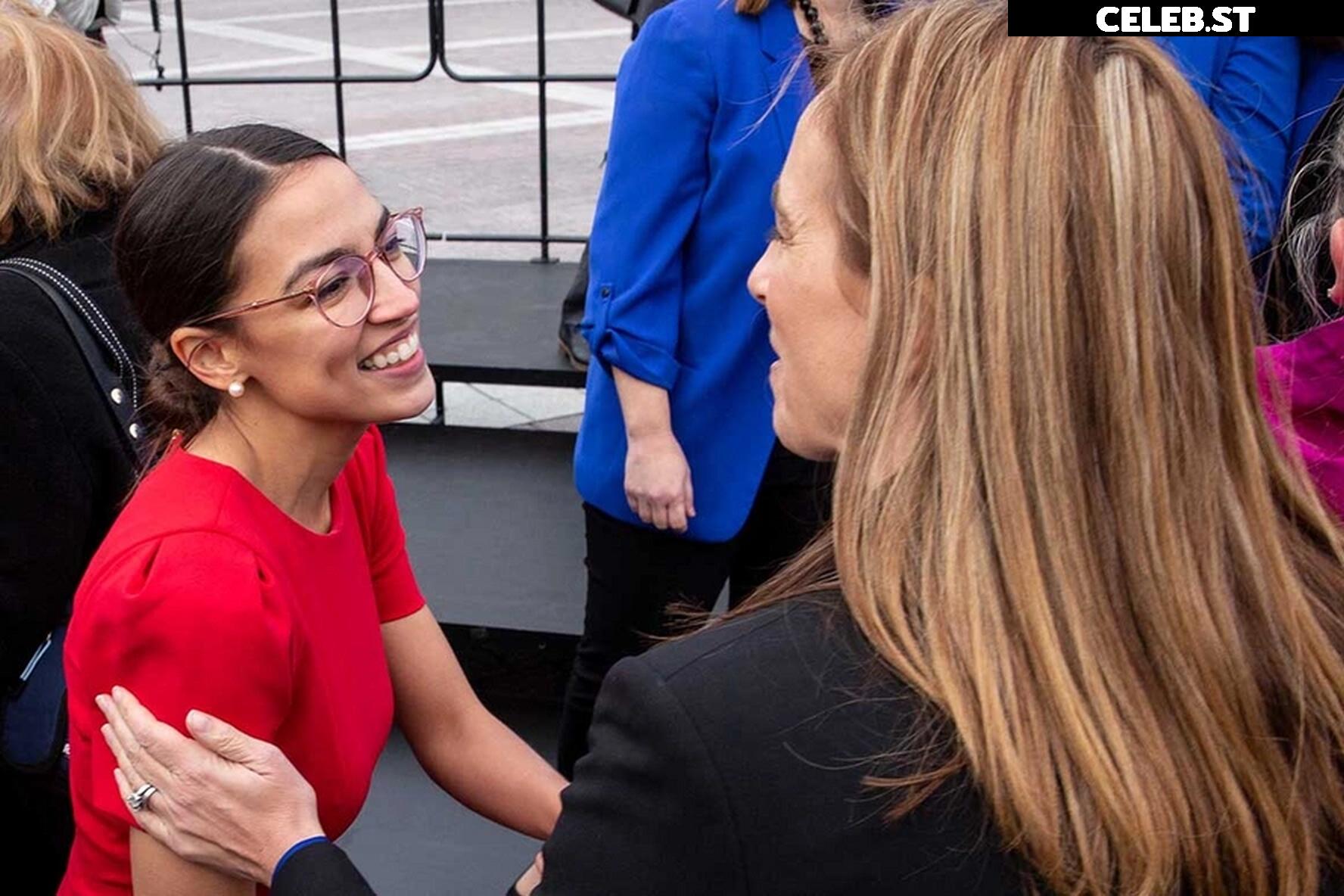 Alexandria Ocasio-Cortez / AOC Image 23409101