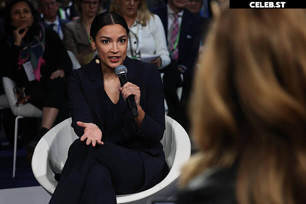 Alexandria Ocasio-Cortez / AOC Image 23409173