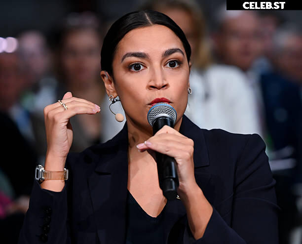 Alexandria Ocasio-Cortez / AOC Image 23409176