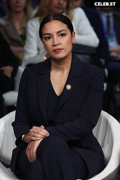 Alexandria Ocasio-Cortez / AOC Image 23409175