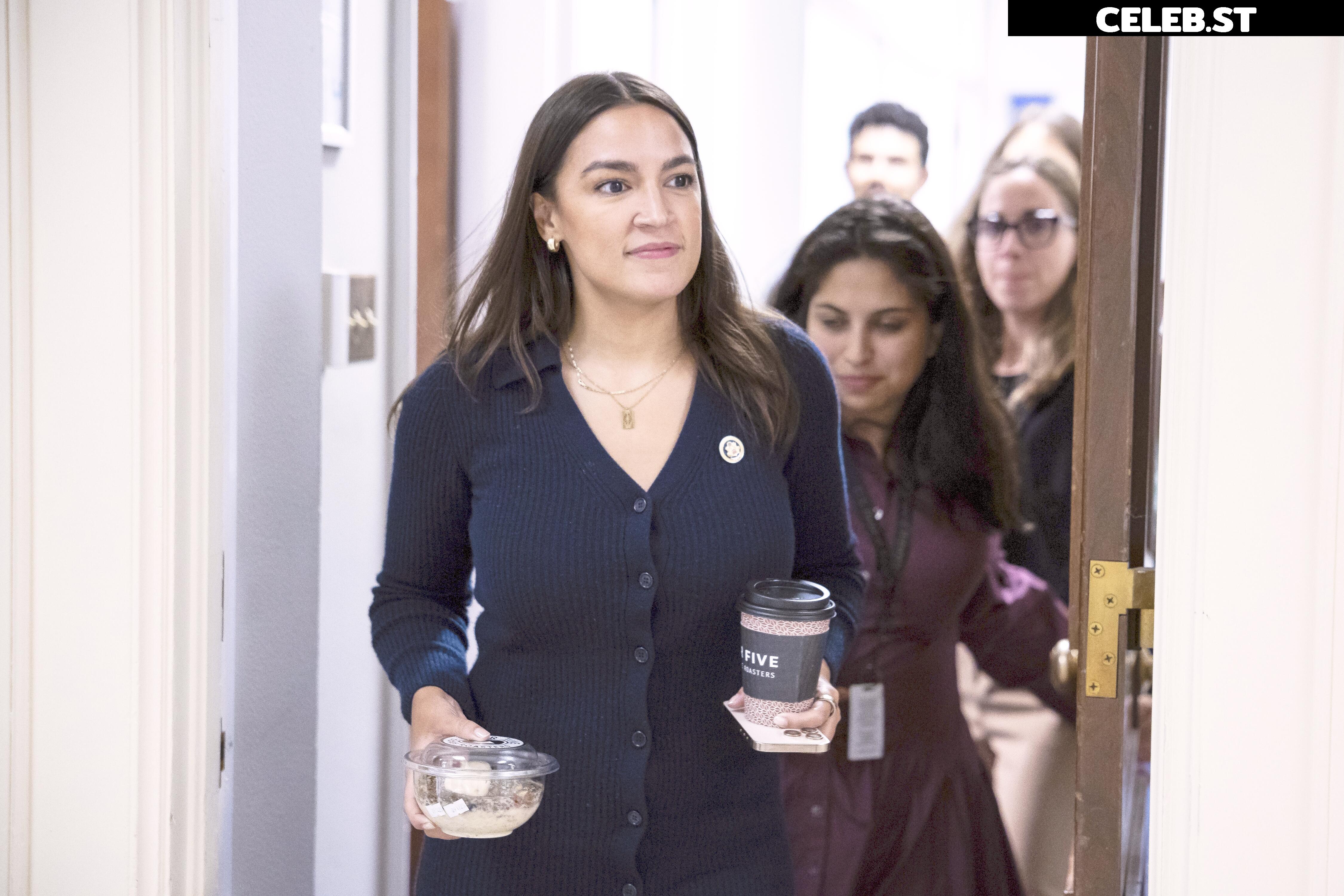 Alexandria Ocasio-Cortez / AOC Image 23409096