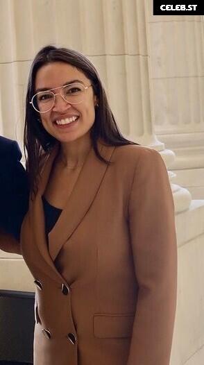 Alexandria Ocasio-Cortez / AOC Image 23409088