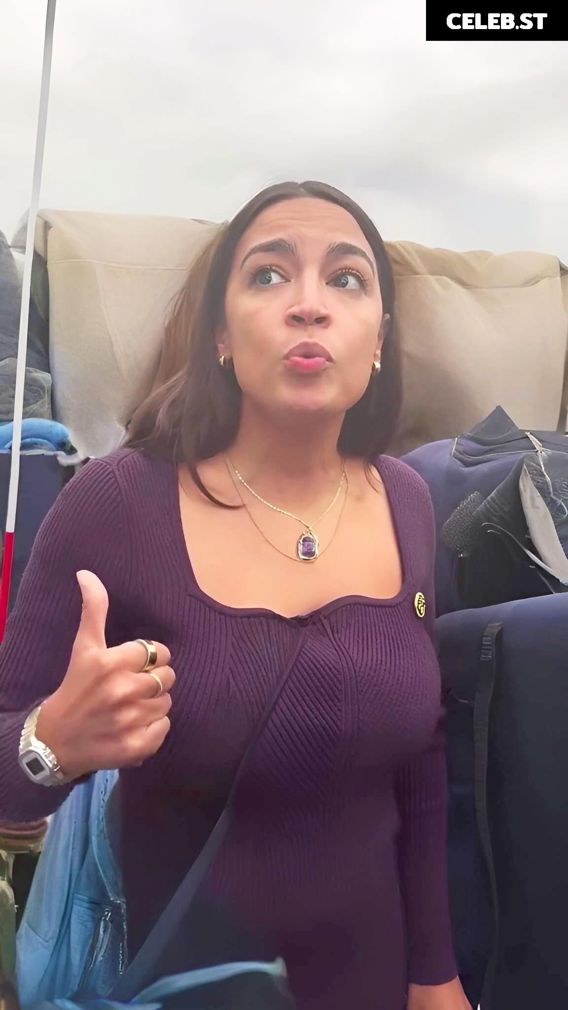 Alexandria Ocasio-Cortez / AOC Image 23409022