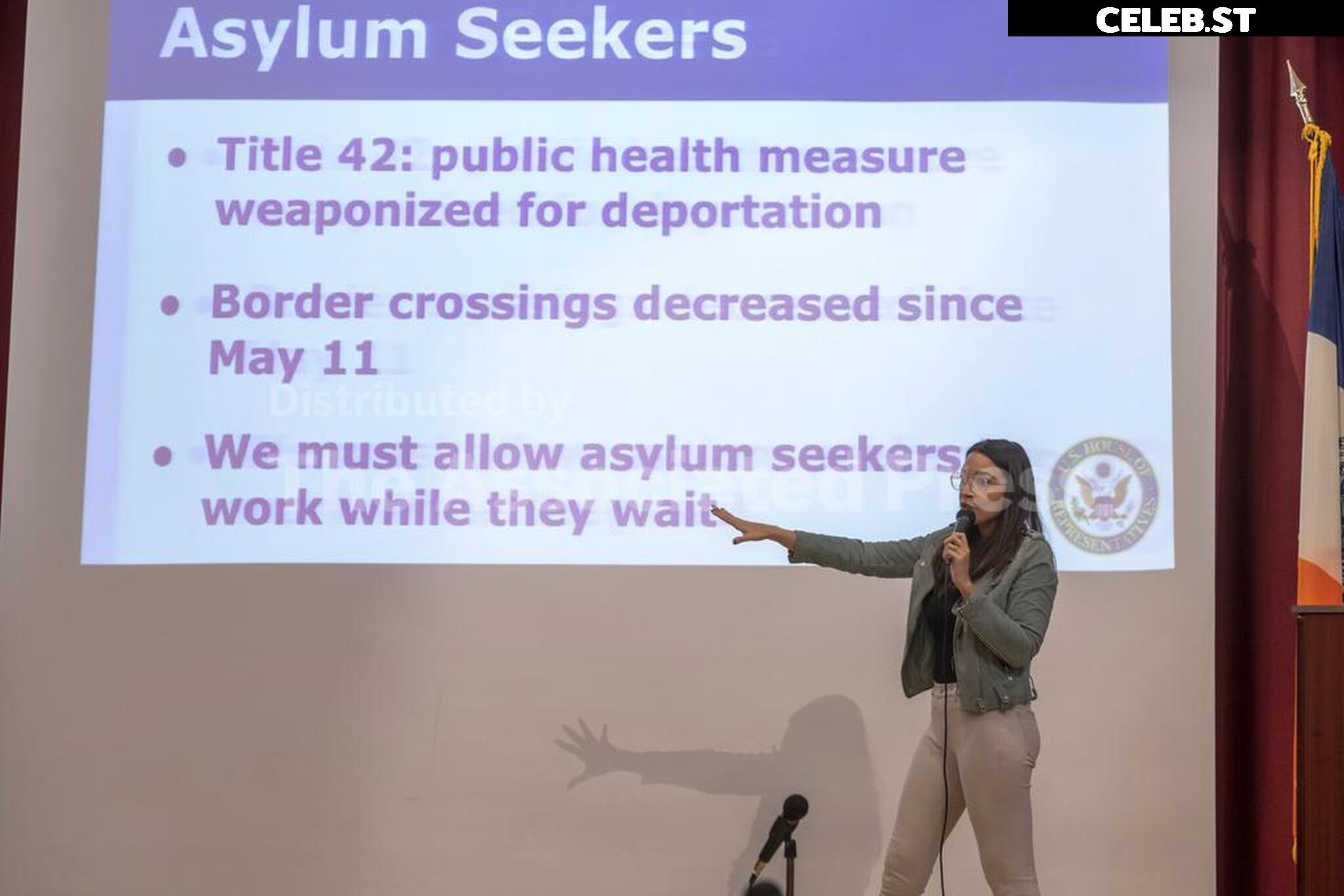 Alexandria Ocasio-Cortez / AOC Image 23409011