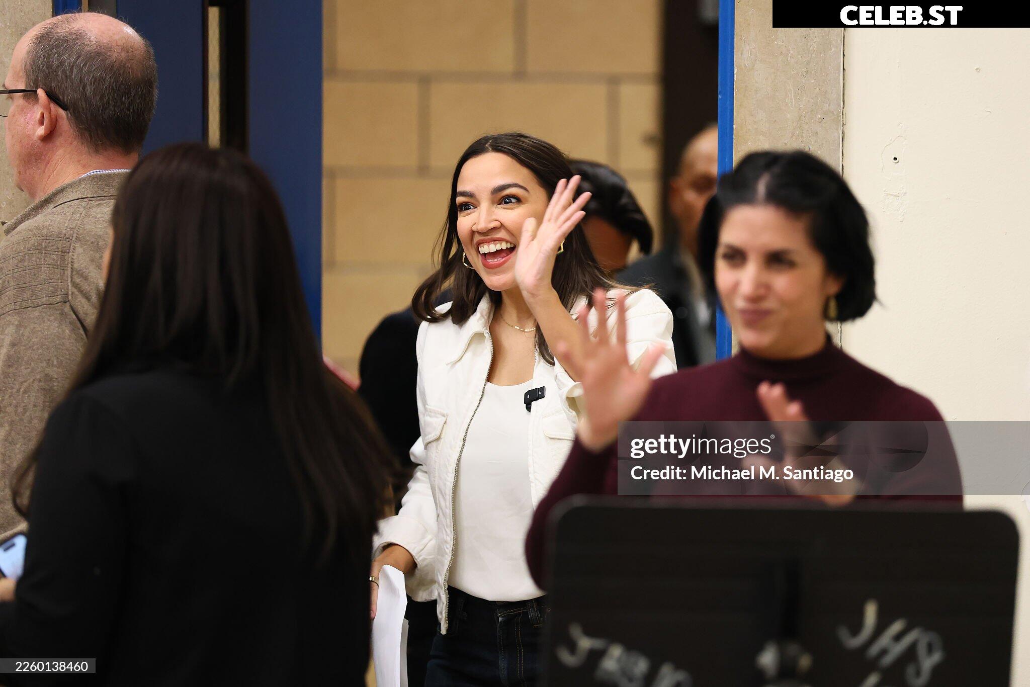 Alexandria Ocasio-Cortez / AOC Image 23409061