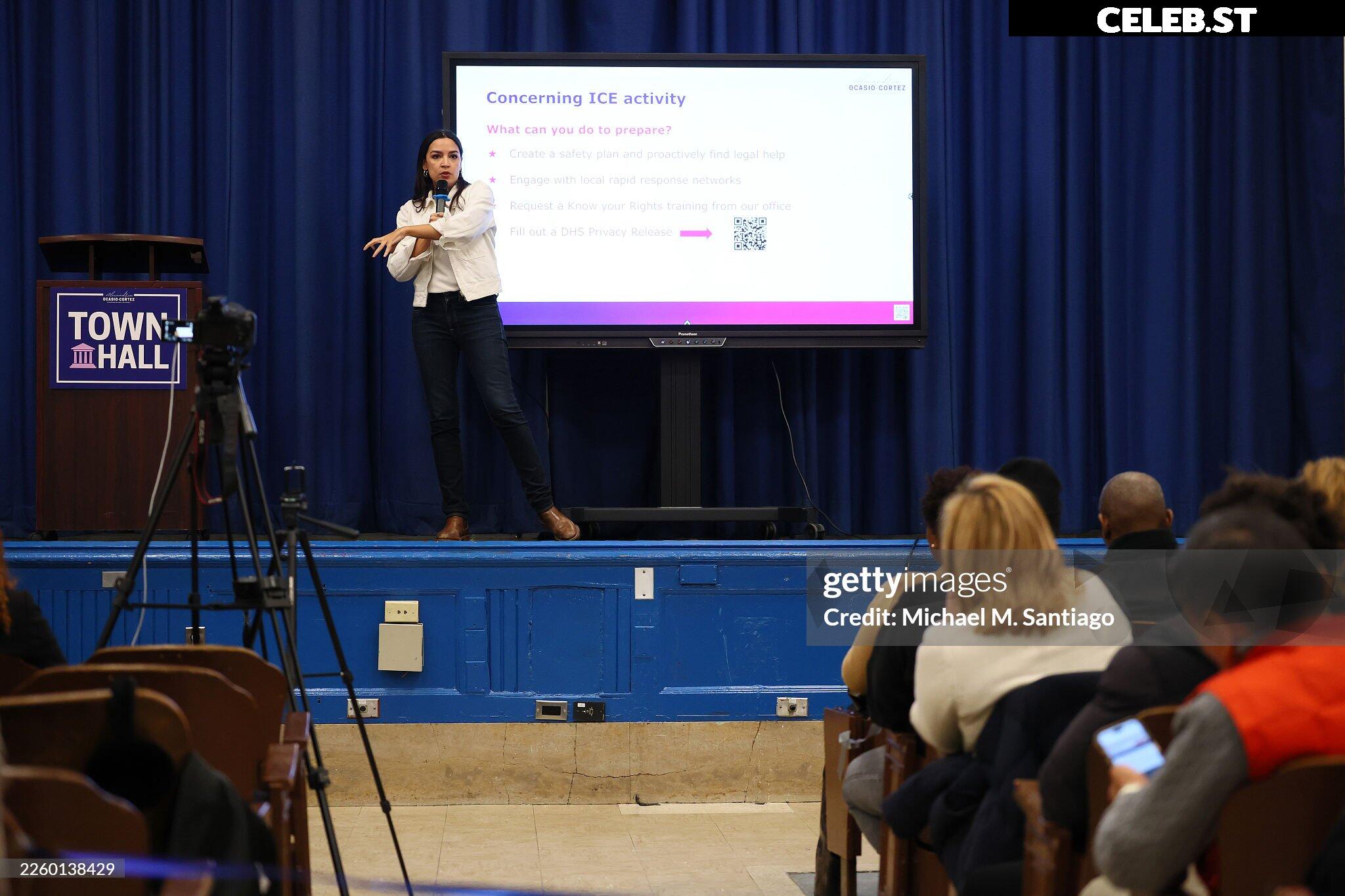 Alexandria Ocasio-Cortez / AOC Image 23409053