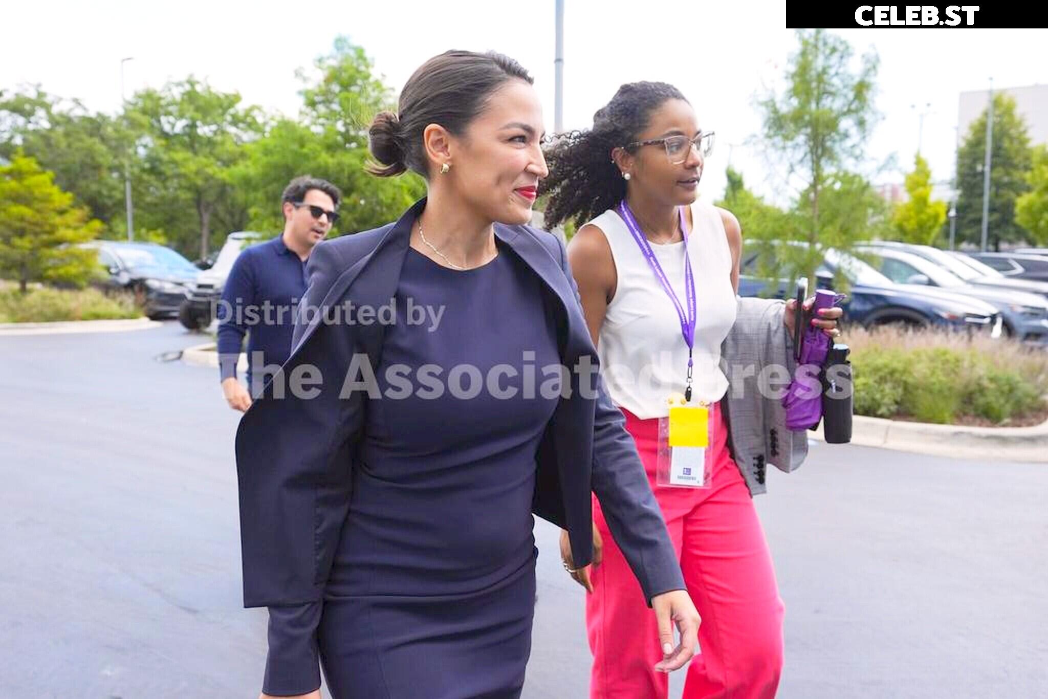 Alexandria Ocasio-Cortez / AOC Image 23409052