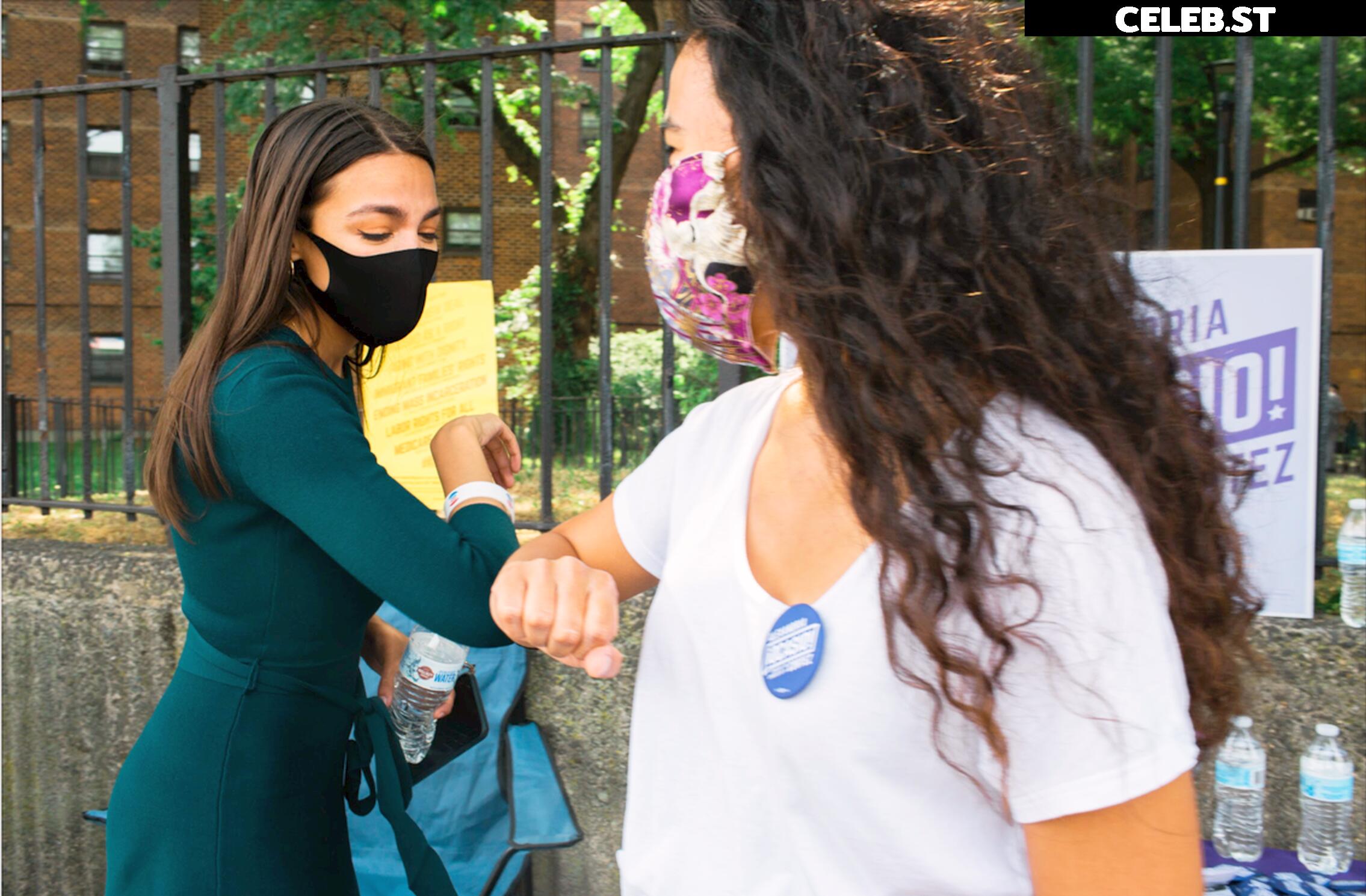Alexandria Ocasio-Cortez / AOC Image 23409044
