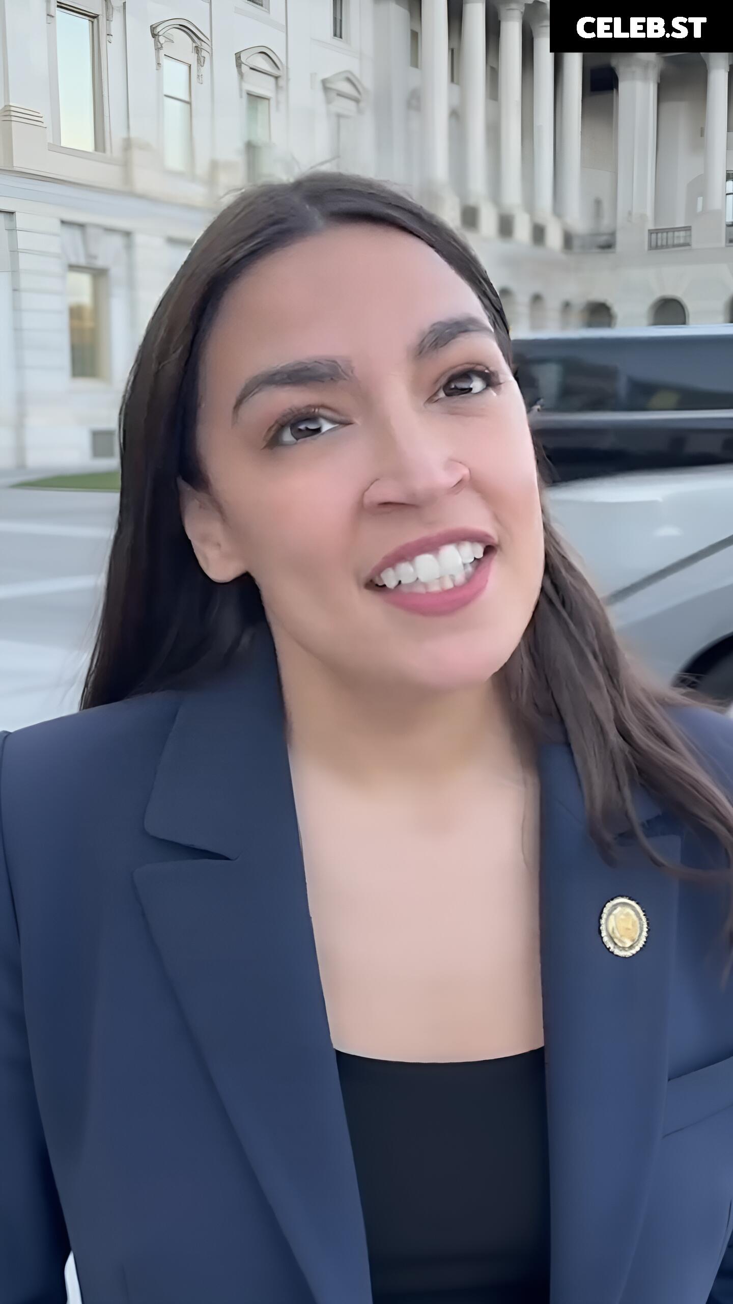 Alexandria Ocasio-Cortez / AOC Image 23409381