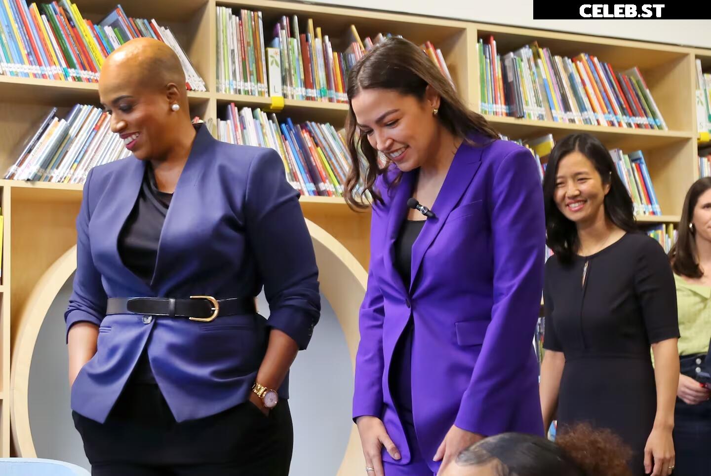 Alexandria Ocasio-Cortez / AOC Image 23409334