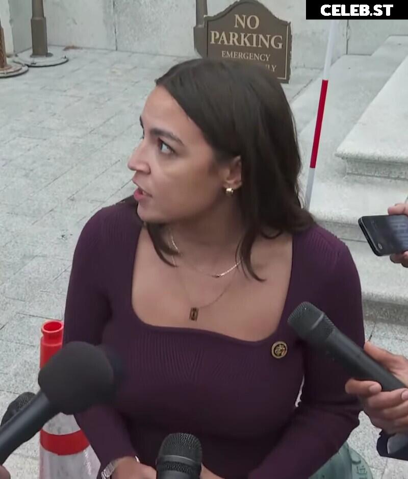 Alexandria Ocasio-Cortez / AOC Image 23409369