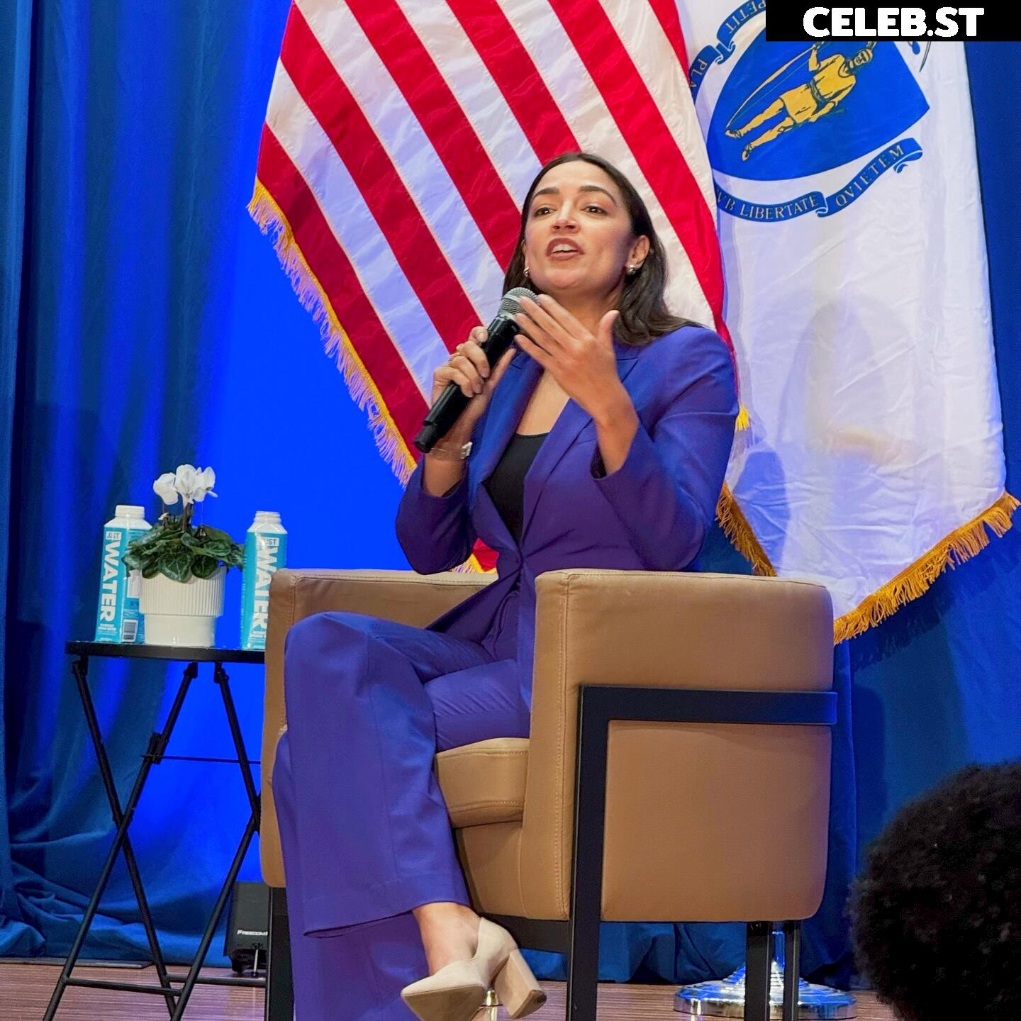 Alexandria Ocasio-Cortez / AOC Image 23409348