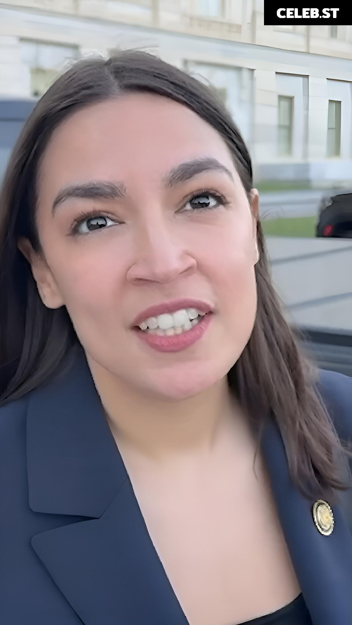 Alexandria Ocasio-Cortez / AOC Image 23409379