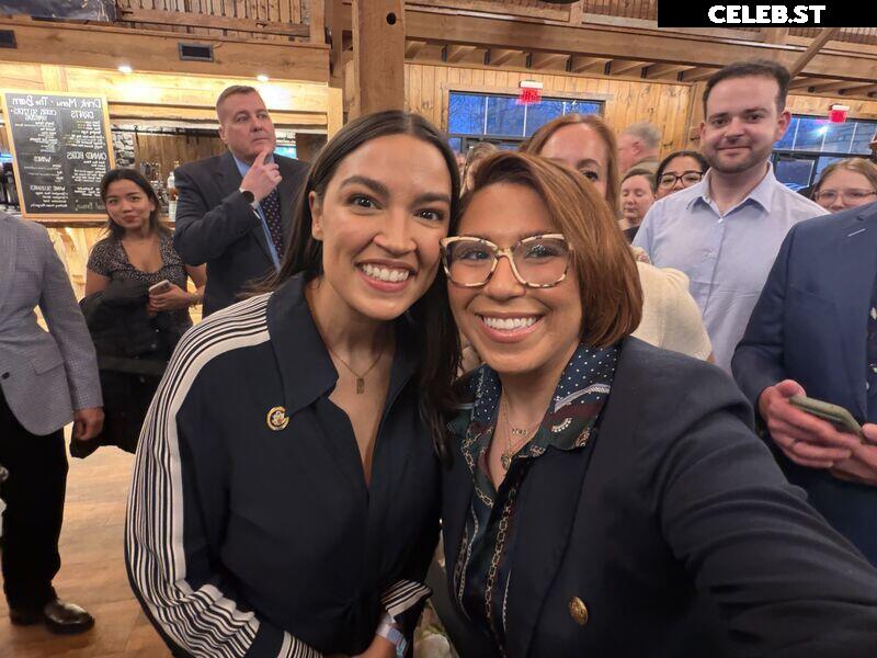 Alexandria Ocasio-Cortez / AOC Image 23409293